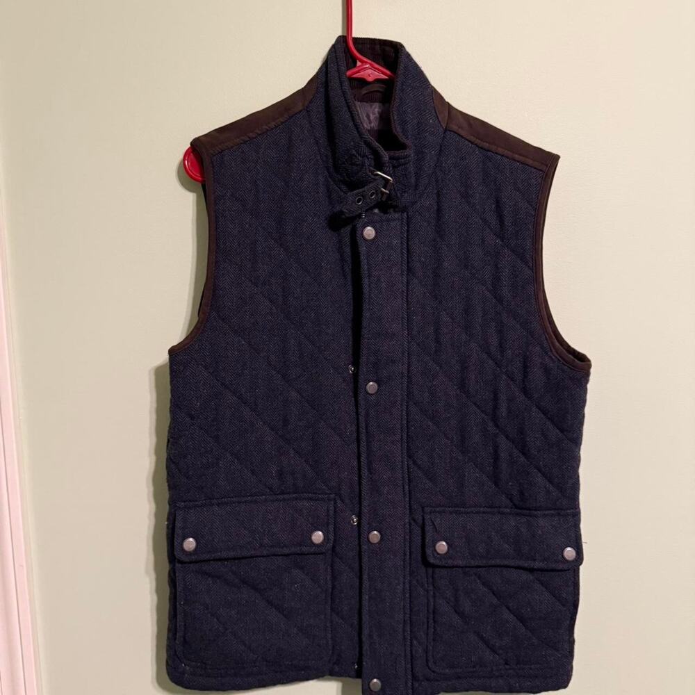 Navy Blue Quilted Vest with Diamond Pattern